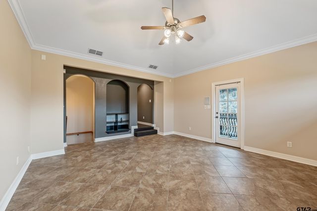 20389 County Road 178, Flint, TX 75762