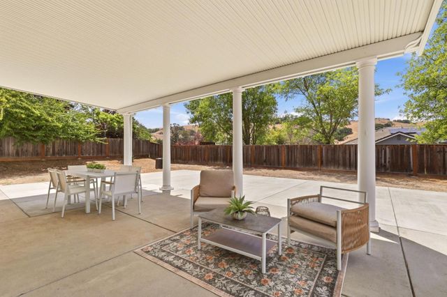 7042 Windward Court, San Jose, CA 95135