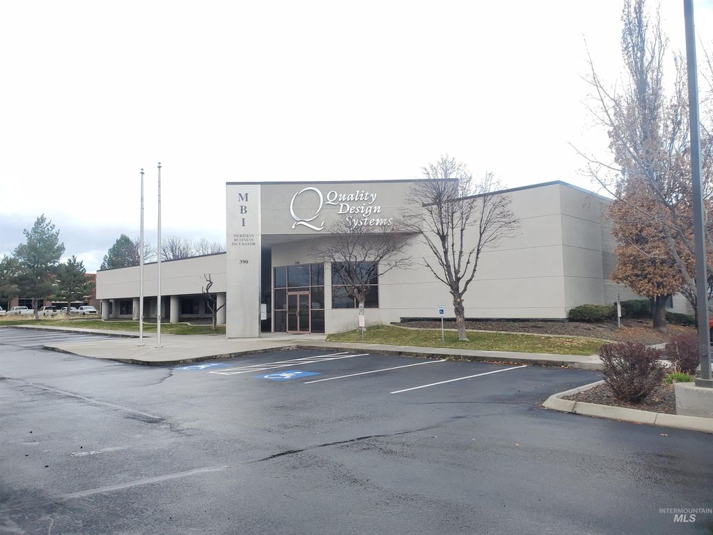 390 E Corporate Dr, Meridian, ID 83642