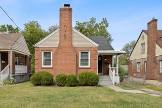 6243 Graceland Avenue, Golf Manor, OH 45237