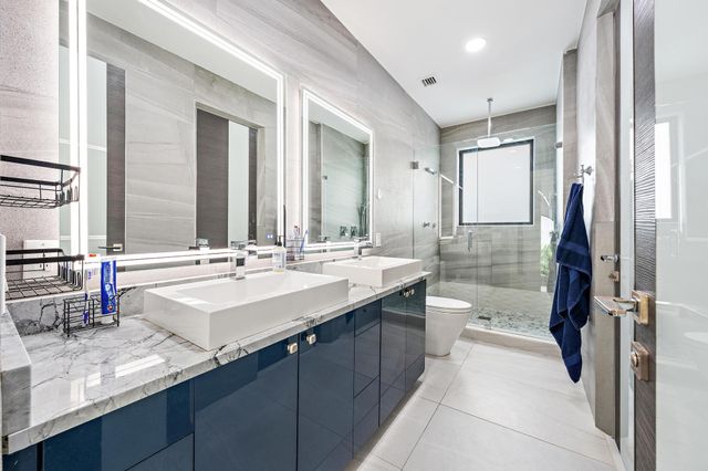 9475 Equus Circle, Boynton Beach, FL 33472