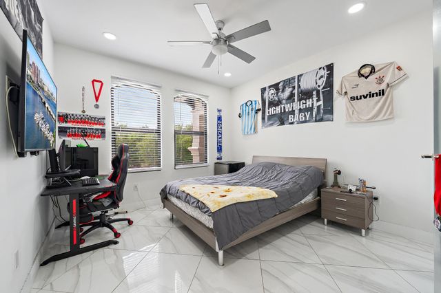 9475 Equus Circle, Boynton Beach, FL 33472