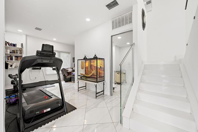 9475 Equus Circle, Boynton Beach, FL 33472