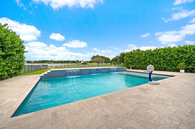 9475 Equus Circle, Boynton Beach, FL 33472