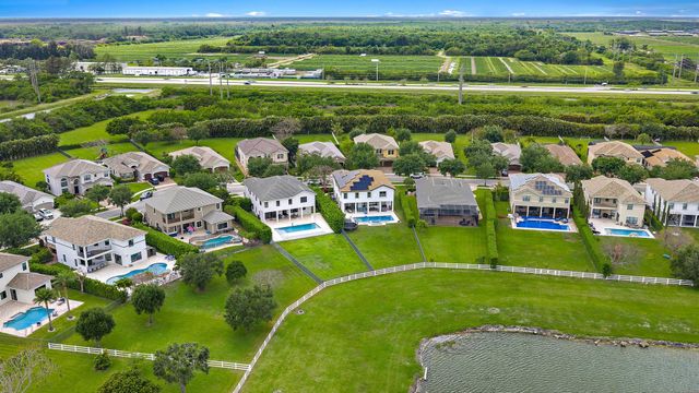 9475 Equus Circle, Boynton Beach, FL 33472