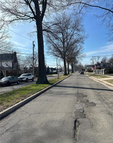 30 Pierson Avenue, Hempstead, NY 11550