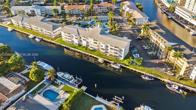 455 Paradise Isle Blvd 402, Hallandale Beach, FL 33009