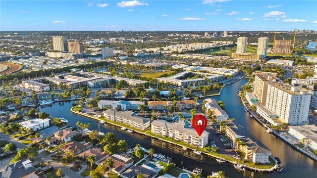 455 Paradise Isle Blvd 402, Hallandale Beach, FL 33009