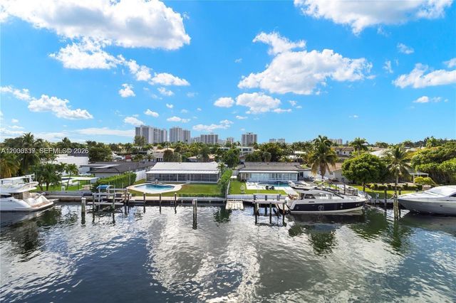 455 Paradise Isle Blvd 402, Hallandale Beach, FL 33009