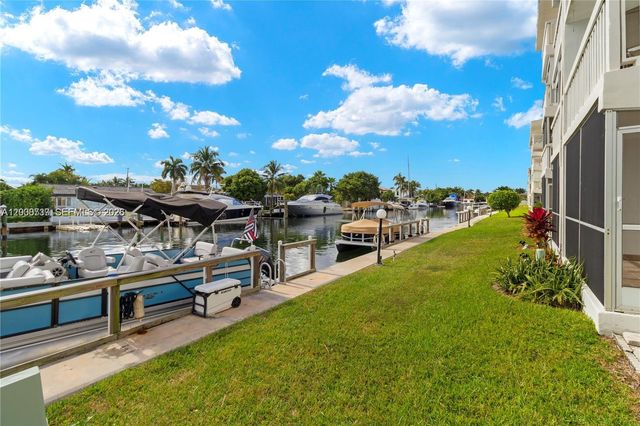 455 Paradise Isle Blvd 402, Hallandale Beach, FL 33009