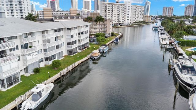455 Paradise Isle Blvd 402, Hallandale Beach, FL 33009