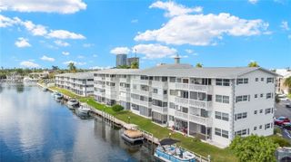455 Paradise Isle Blvd 402, Hallandale Beach, FL 33009