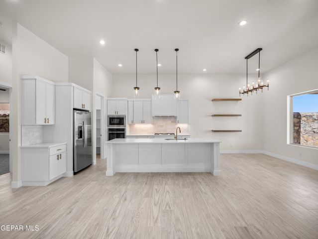 820 ACTON Street, Horizon City, TX 79928