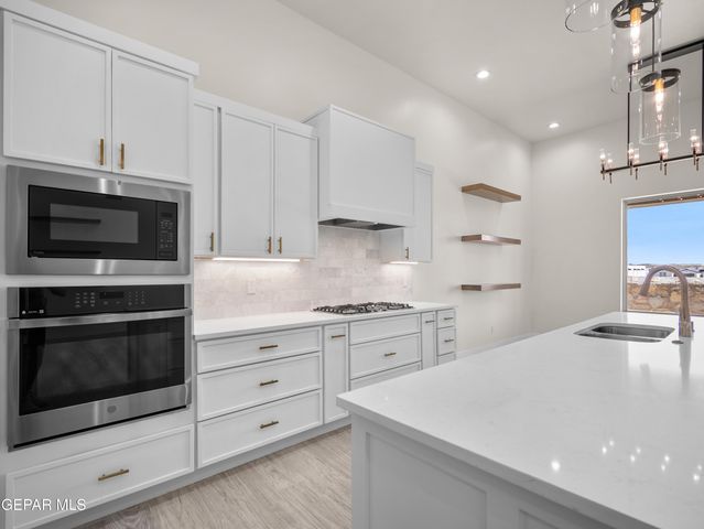 820 ACTON Street, Horizon City, TX 79928