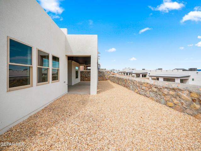 820 ACTON Street, Horizon City, TX 79928