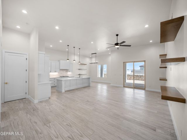 820 ACTON Street, Horizon City, TX 79928