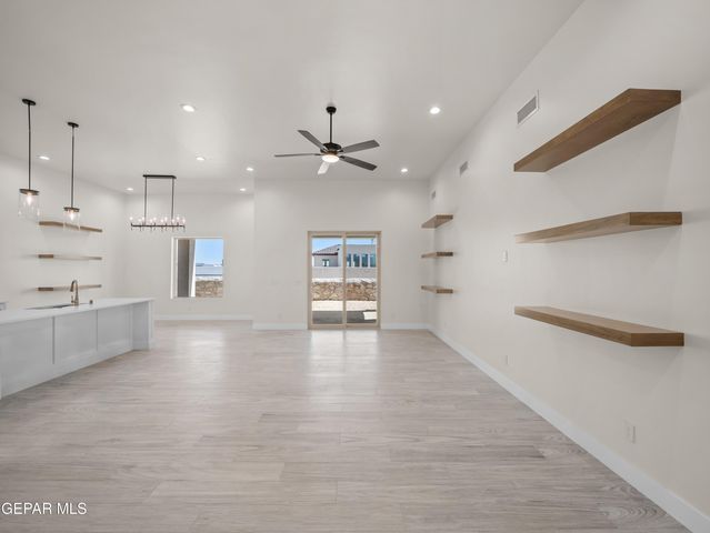 820 ACTON Street, Horizon City, TX 79928