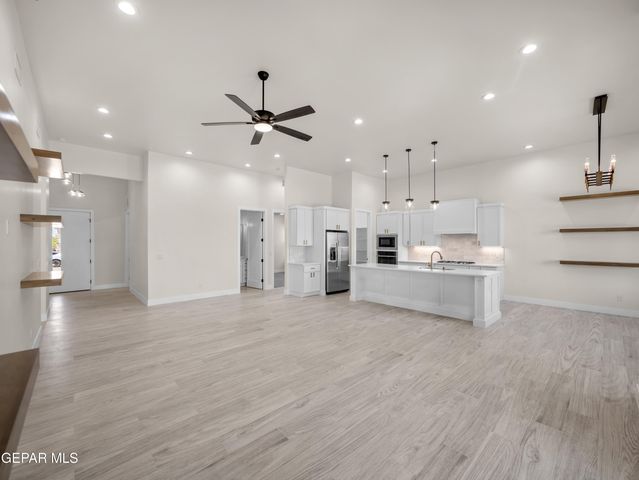 820 ACTON Street, Horizon City, TX 79928