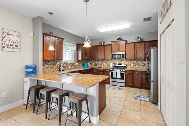 1452 DAYSTAR LANE, Deltona, FL 32725