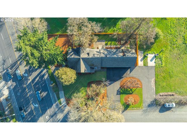 1708 RIVER Rd, Eugene, OR 97404