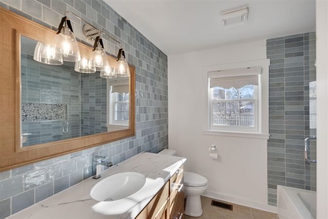 204 Talahi Trail, Update, IN 46360