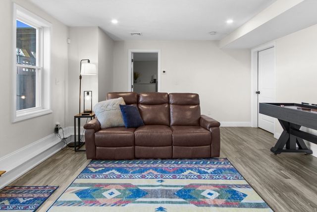 137 Sandy Beach Rd, Plymouth, MA 02360
