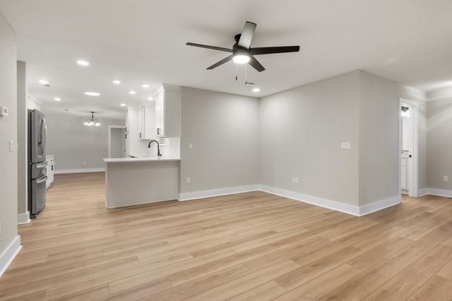 2435 Rocky Shores Drive, Niceville, FL 32578