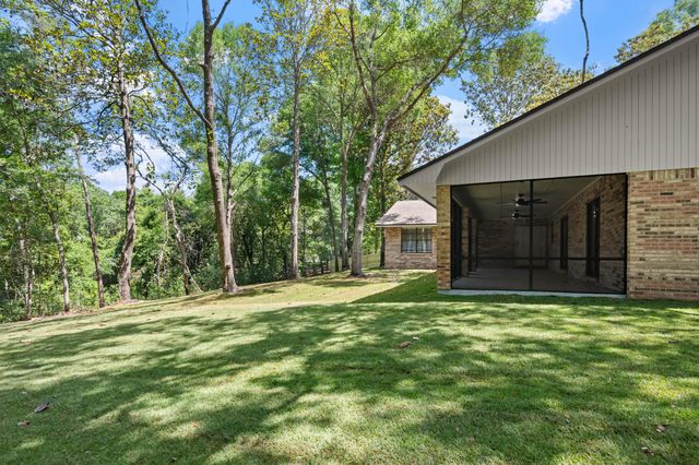 2435 Rocky Shores Drive, Niceville, FL 32578
