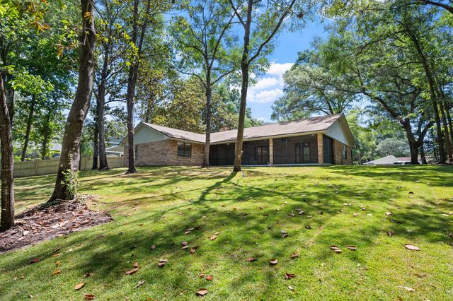 2435 Rocky Shores Drive, Niceville, FL 32578
