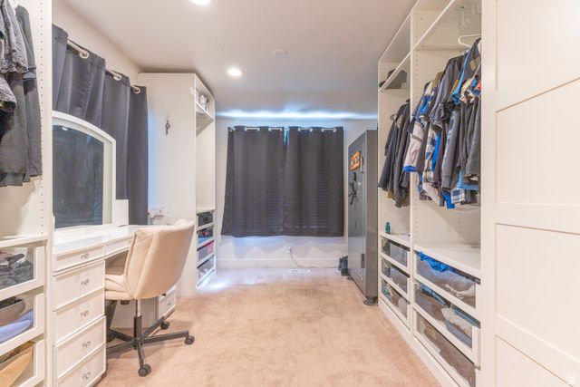 6848 S RUNNING SPRINGS DR, West Jordan, UT 84084