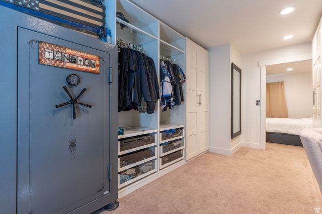 6848 S RUNNING SPRINGS DR, West Jordan, UT 84084