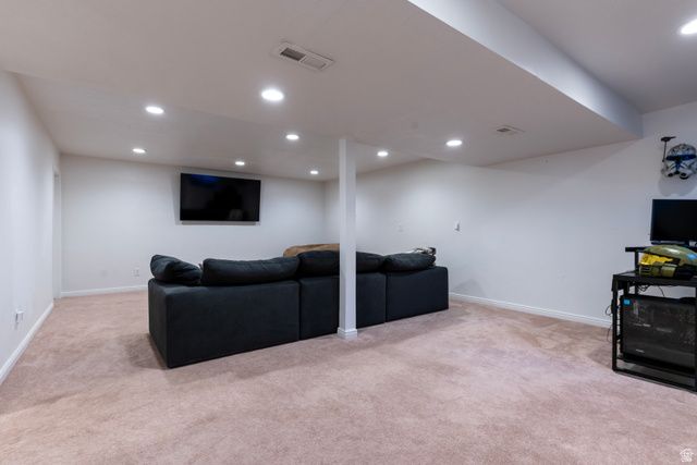 6848 S RUNNING SPRINGS DR, West Jordan, UT 84084