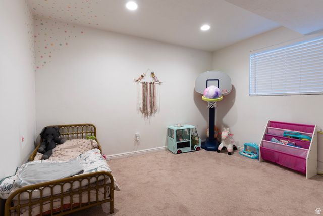 6848 S RUNNING SPRINGS DR, West Jordan, UT 84084