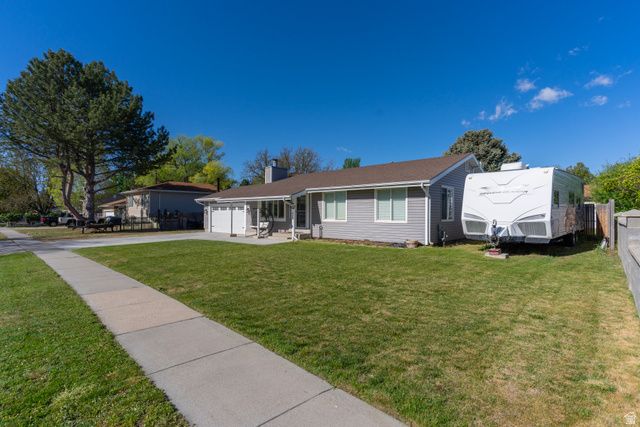 6848 S RUNNING SPRINGS DR, West Jordan, UT 84084