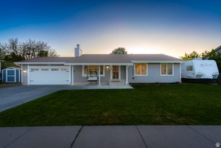 6848 S RUNNING SPRINGS DR, West Jordan, UT 84084