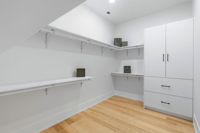 1532 Linden Circle, Lemont, IL 60439