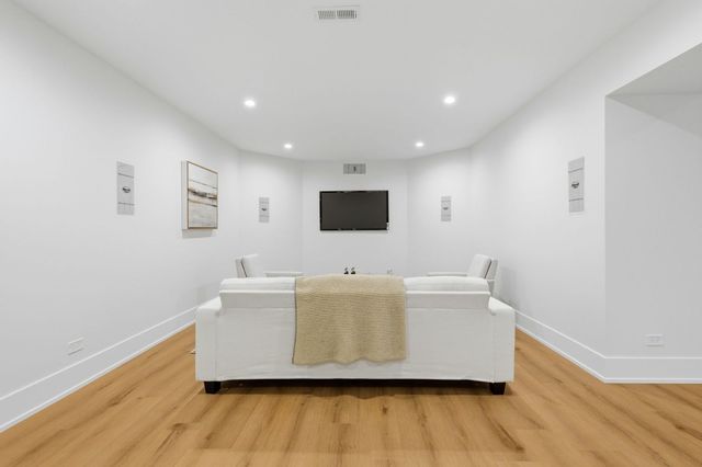 1532 Linden Circle, Lemont, IL 60439