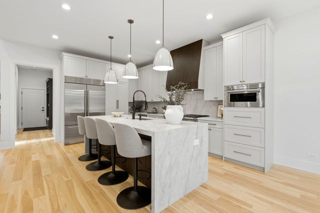 1532 Linden Circle, Lemont, IL 60439