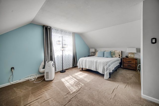 746-1 Capitol Road, Valparaiso, IN 46385