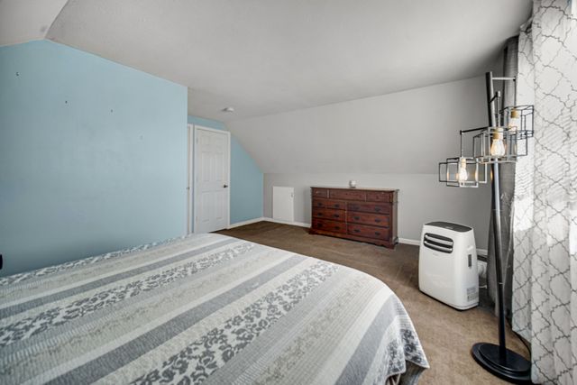 746-1 Capitol Road, Valparaiso, IN 46385
