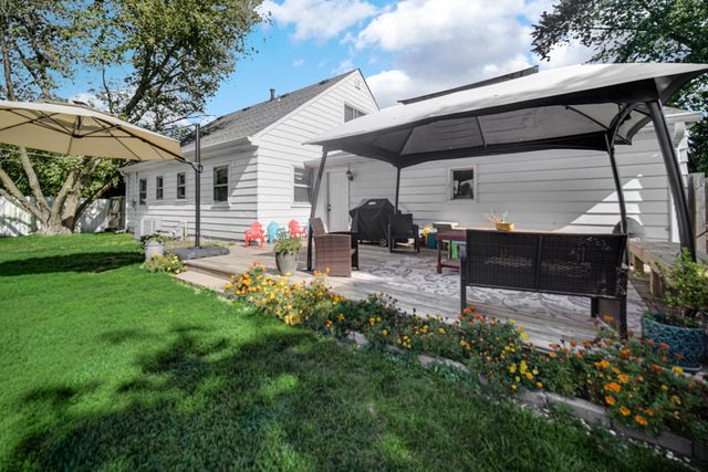 746-1 Capitol Road, Valparaiso, IN 46385