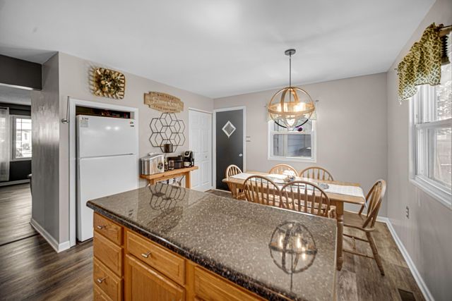 746-1 Capitol Road, Valparaiso, IN 46385