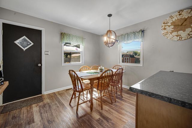 746-1 Capitol Road, Valparaiso, IN 46385