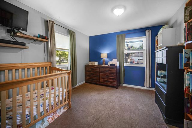 746-1 Capitol Road, Valparaiso, IN 46385