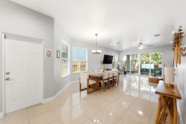 1141 NE 3rd Avenue, Fort Lauderdale, FL 33304