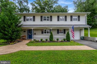 6612 COTTONWOOD DR, Alexandria, VA 22310