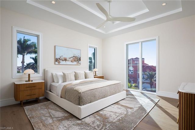 223 Bayview AVE, Naples, FL 34108