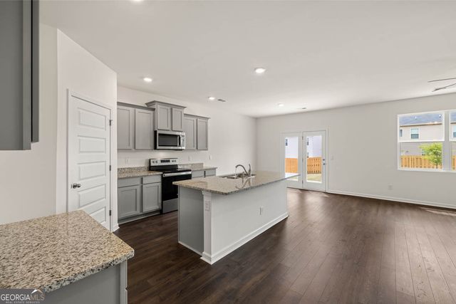 631 Whitman Lane, Stockbridge, GA 30281