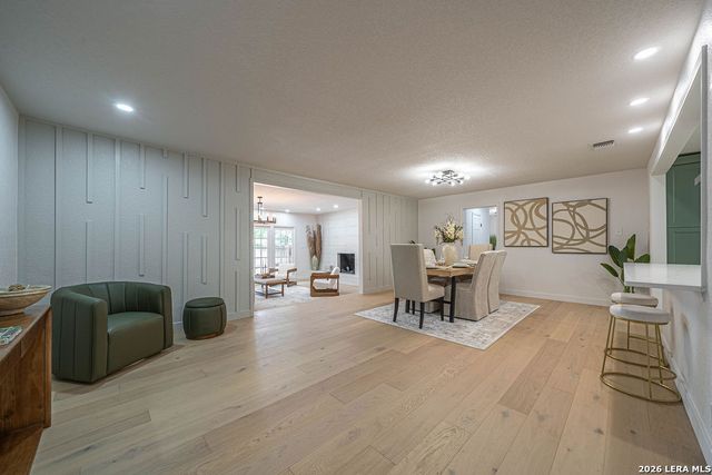 118 Tophill, San Antonio, TX 78209