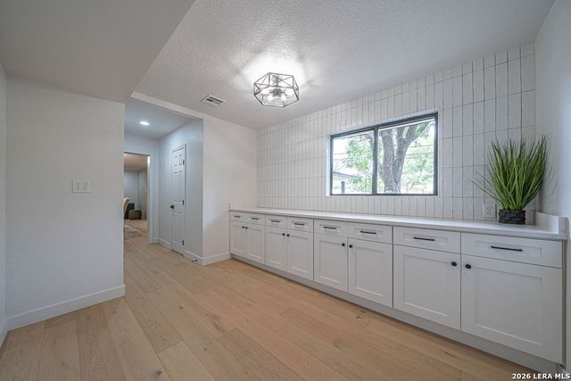 118 Tophill, San Antonio, TX 78209